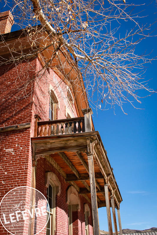 LindseyLeFevre-Bannack-Structure-3