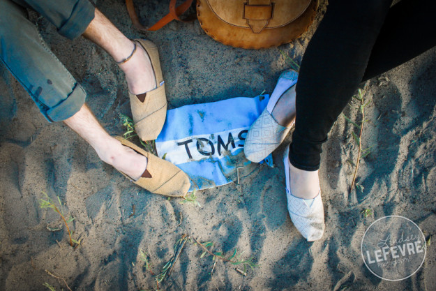 Lindsey LeFevre Accessory Fashion Shoot. Toms shoes in the sand at the sand dune in St. Anthony, Idaho.