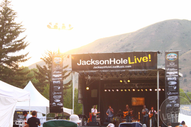 JacksonHole-Fireworks-4th-July-LindseyLeFevre-1